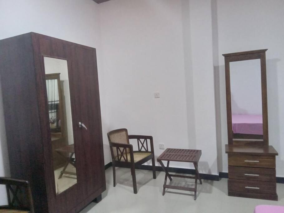 Sky Bloom Bed and Breakfast Homagama Exterior foto