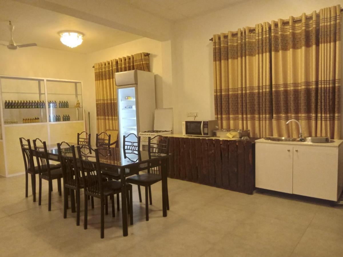 Sky Bloom Bed and Breakfast Homagama Exterior foto