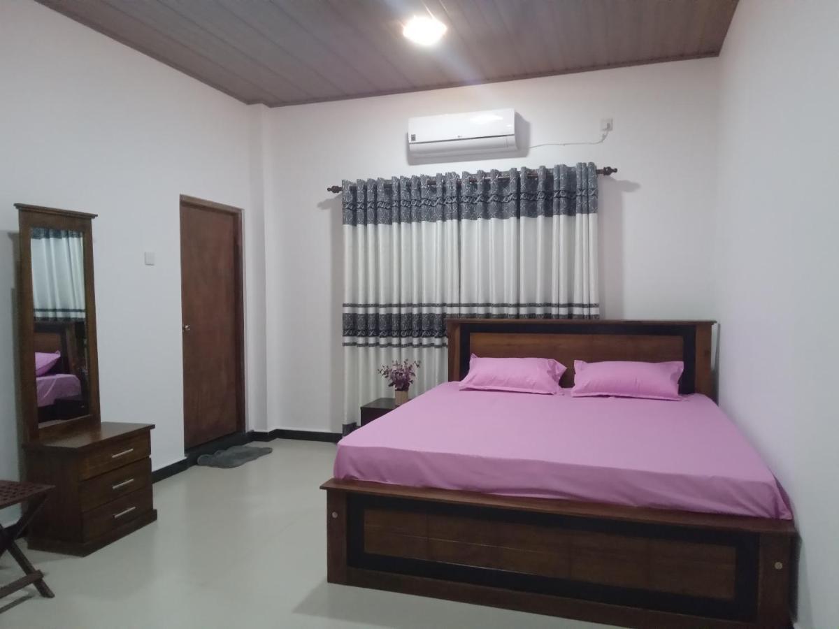 Sky Bloom Bed and Breakfast Homagama Exterior foto